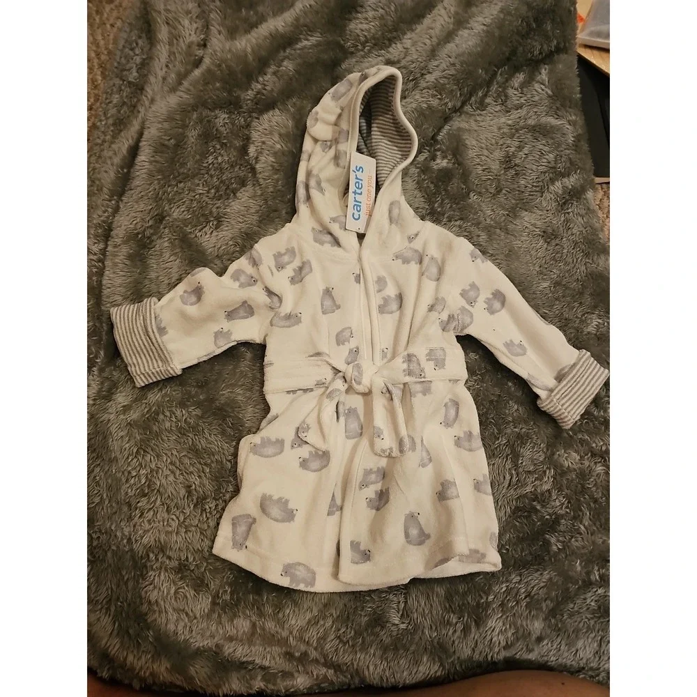 Carter's Baby Bathrobe White Bear Print Size 0-9M- Great‎ Cond.